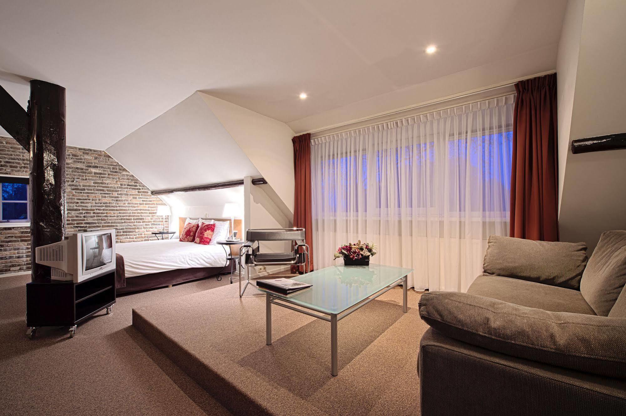 De Loohoeve - Restaurant & Hotel Schoonloo ภายนอก รูปภาพ
